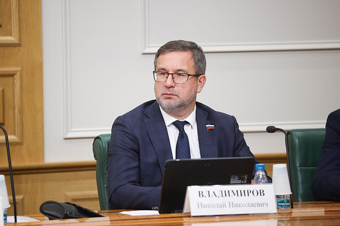 сенатор николай владимиров