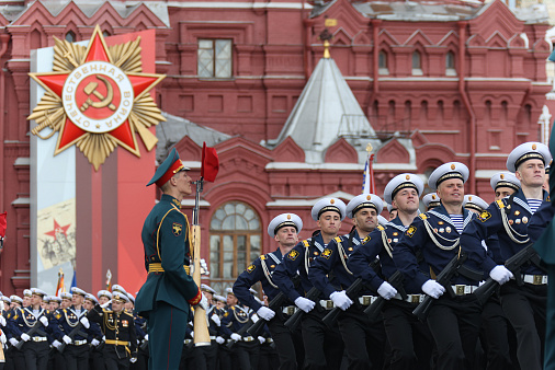 Военный парад, посвящённый 77-й годовщине Победы в Великой Отечественной войне. Фото: СенатИнформ/ Пресс-служба СФ