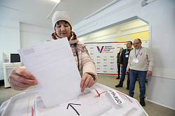 Международные наблюдатели говорят об активности россиян на выборах Президента
