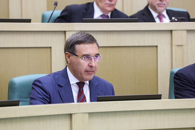 министр образования и науки рф валерий фальков