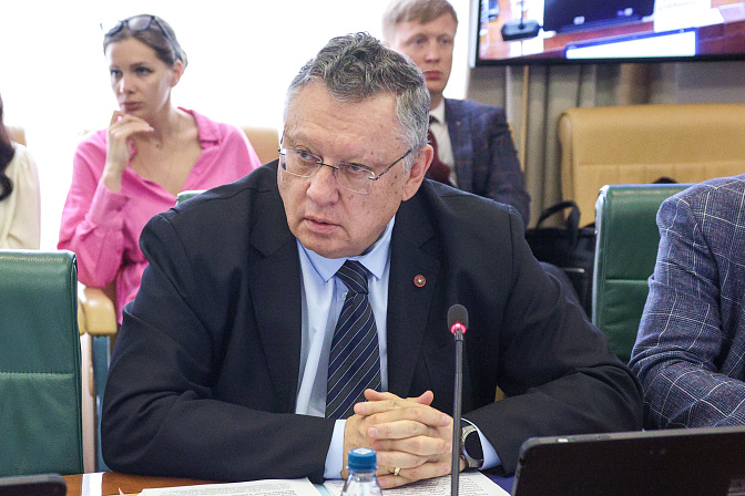 статс-секретарь-замминистра внутренних дел рф игорь зубов 