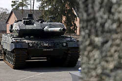 Джабаров: даже 500 танков не решат вопрос в театре военных действий