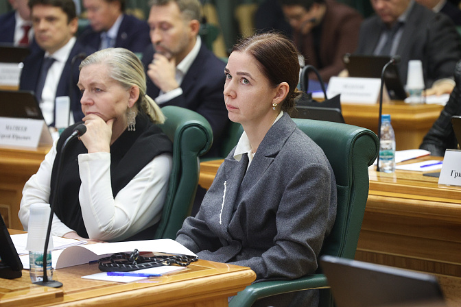 дизайнер алёна ахмадуллина