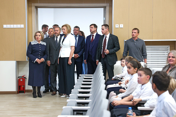 председатель сф валентина матвиенко