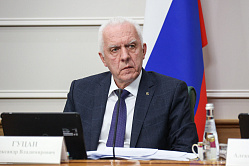 СФ рекомендовал назначить на должность генпрокурора РФ Александра Гуцана