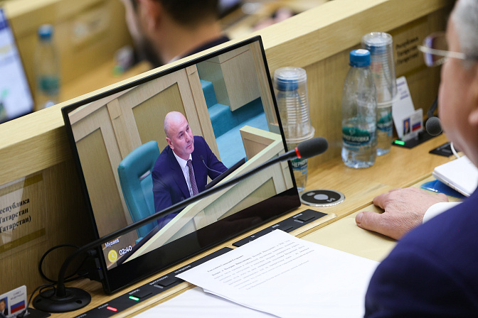руководитель рособрнадзора анзор музаев