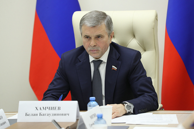  Белан Хамчиев. Фото: СенатИнформ/ Пресс-служба СФ