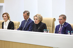 Матвиенко призвала выяснить, почему регионы не пользуются бюджетными кредитами