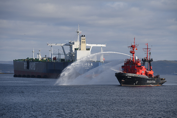 нефтяной танкер, нефть