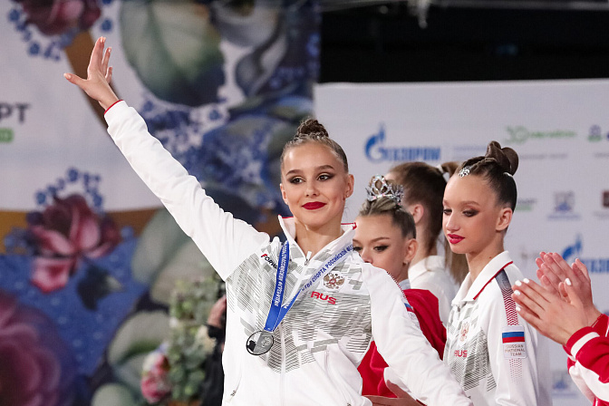 российские спортсмены медалисты гимнастика
