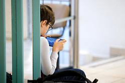 Россияне всё чаще обсуждают личную жизнь с нейросетями