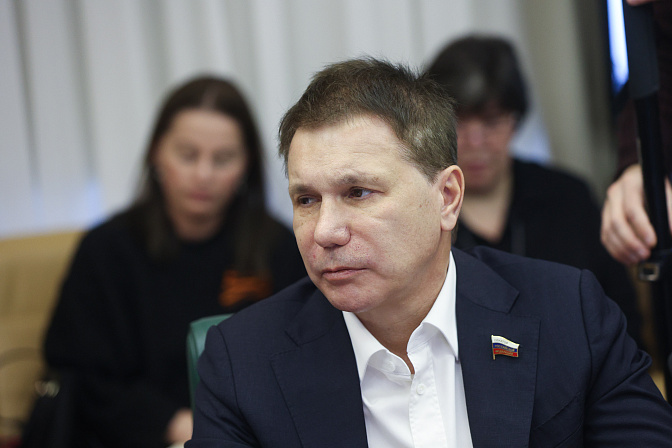 сенатор игорь зубарев