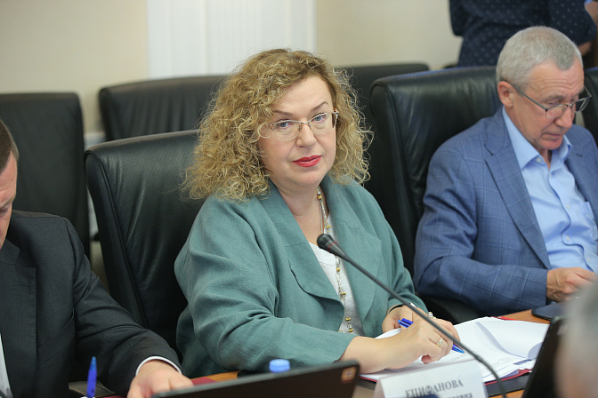 Сенатор Ольга Епифанова