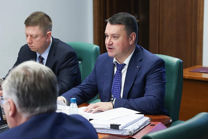 глава cоциального фонда россии сергей чирков