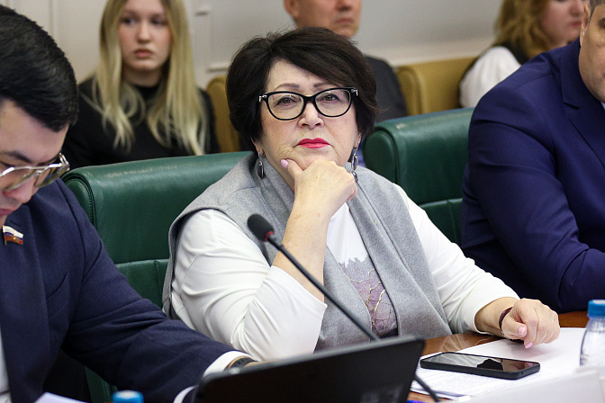 сенатор людмила талабаева