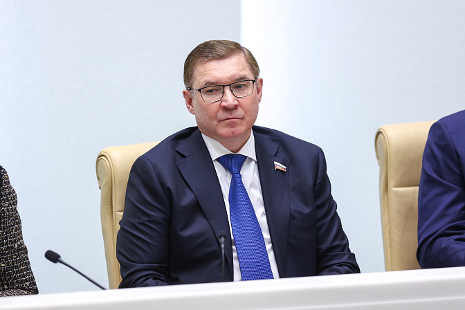  первый заместитель председателя сф владимир якушев