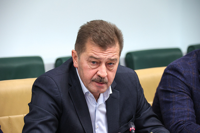 замруководителя ростехнадзора вадим сергеев 