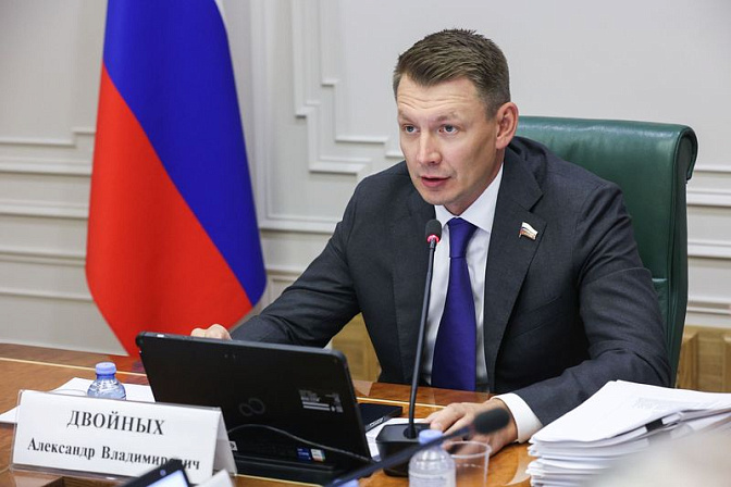 Александр Двойных. Фото: СенатИнформ/ Пресс-служба СФ