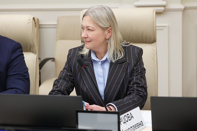 замдиректора департамента стратегических проектов министерства строительства и жкх анна огурцова