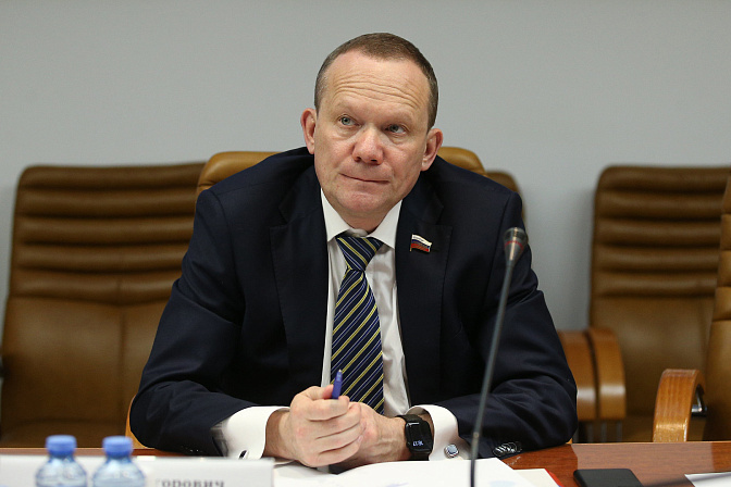 Виктор Зобнев. Фото: СенатИнформ/ Пресс-служба СФ