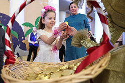 За рождение детей хотят давать дополнительные пенсионные баллы