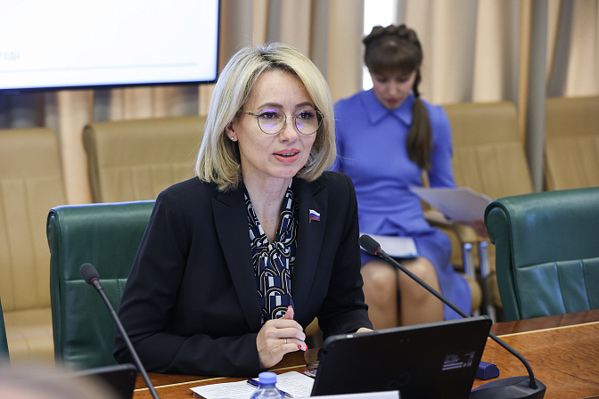 Сенатор Татьяна Сахарова