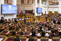 Гафарова: МПА СНГ может полностью использовать ресурсы парламентской дипломатии  