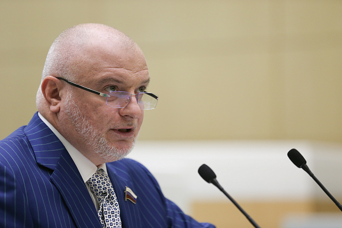 Андрей Клишас