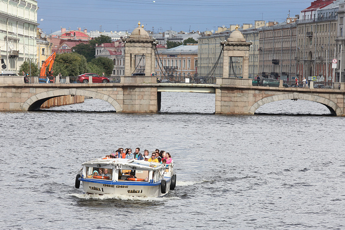 туризм водная прогулка спб питер фонтанка по рекам и каналам