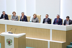 Матвиенко поручила подготовить новые меры поддержки малого бизнеса