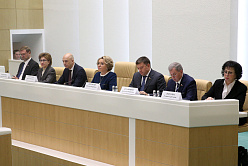 Матвиенко призвала регионы внимательнее изучать законопроекты, которые им присылают на согласование из центра  