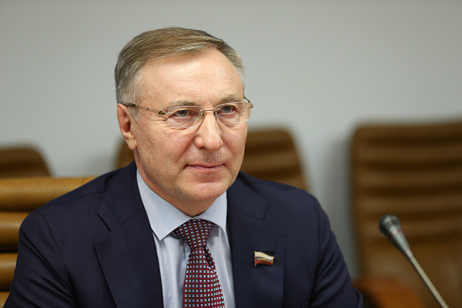 Александр Варфоломеев. Фото: СенатИнформ/ Пресс-служба СФ