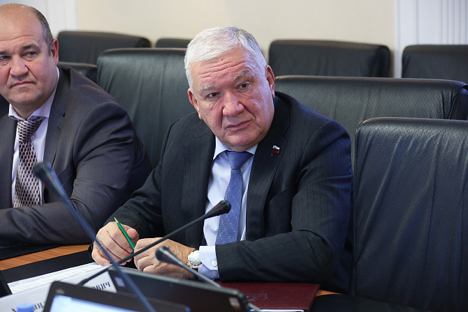 Сенатор Михаил Белоусов