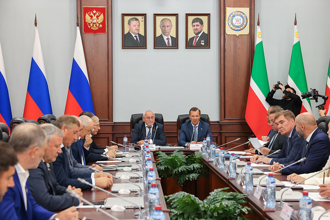 первый заместитель председателя сф грозный