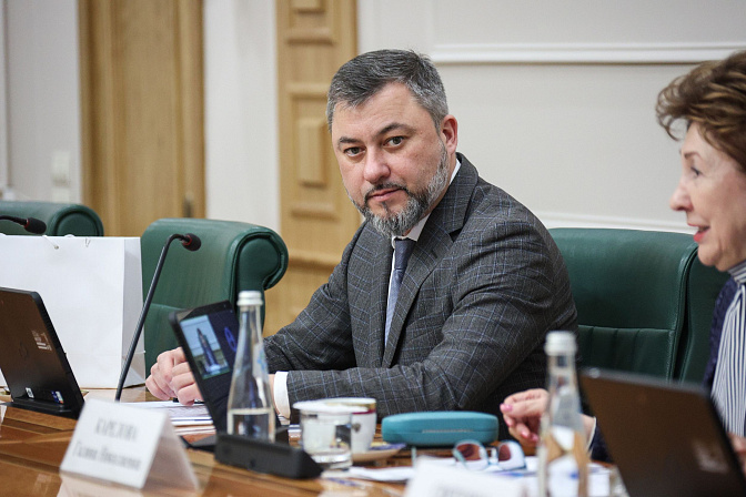 Сенатор Алексей Вовченко