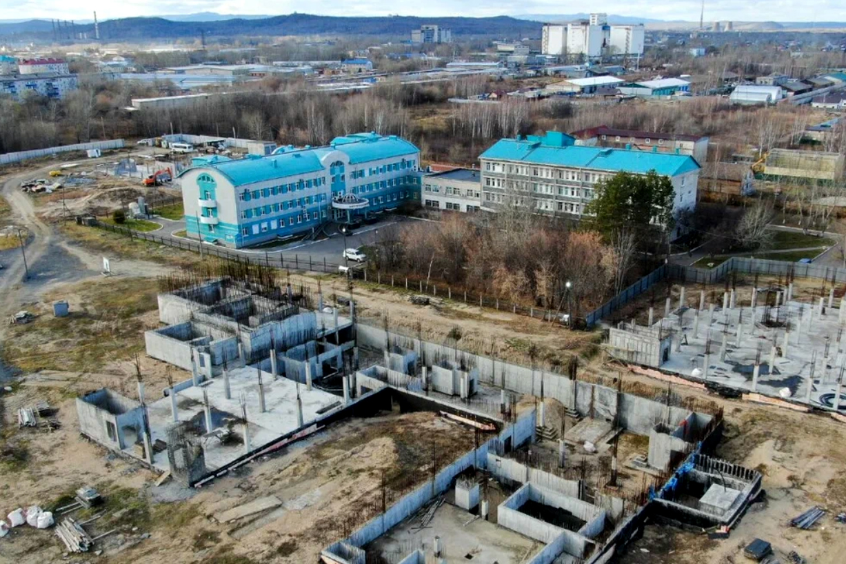 Центр края на амуре. Онкодиспансер Комсомольск-на-Амуре. Новый онкологический центр в Комсомольске-на-Амуре. Онкологический диспансер Комсомольск-на-Амуре строится. Строительство Комсомольска на Амуре.