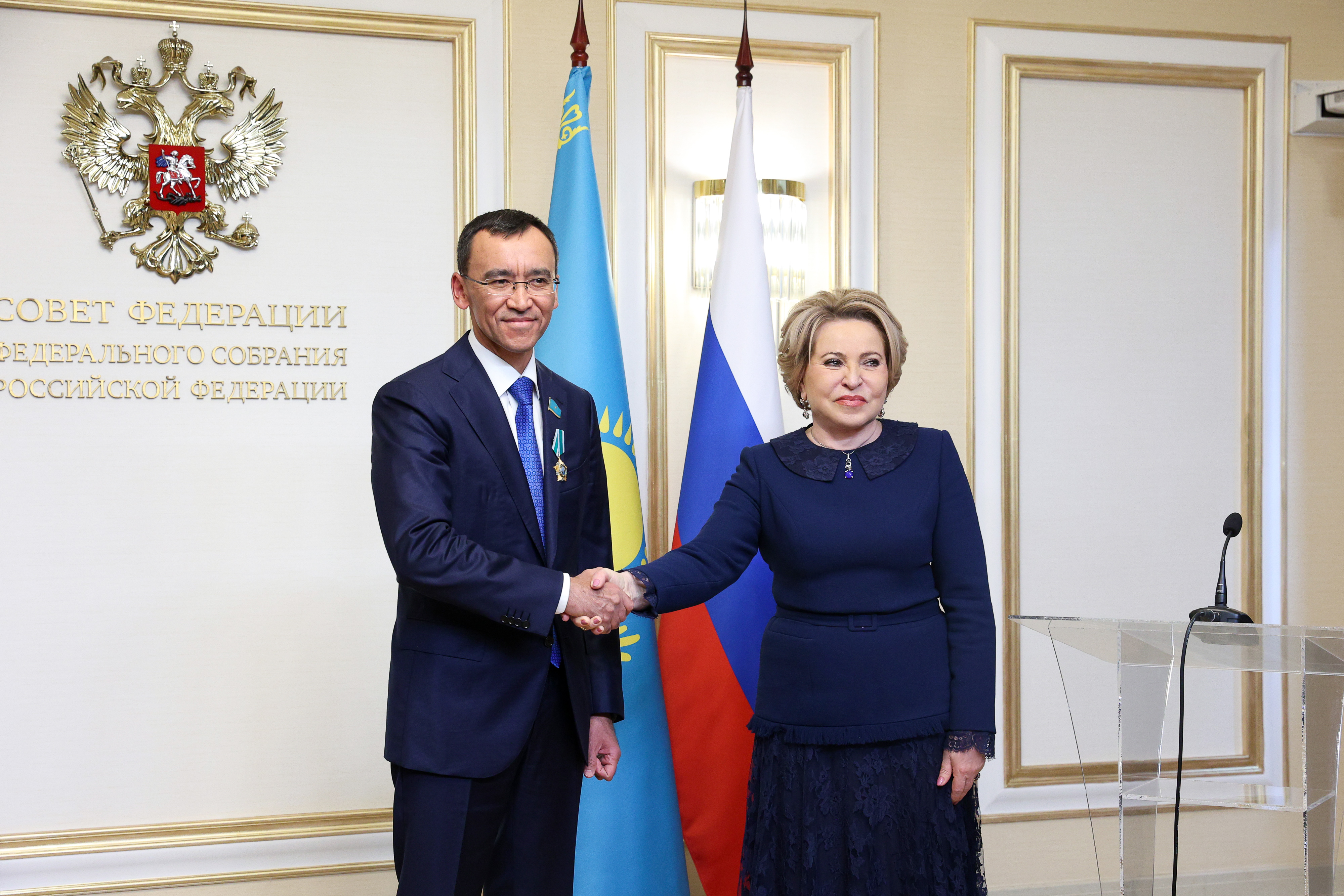 https://senatinform.ru/upload/sprint.editor/b2f/i1fijc816rxcbr21znvwdfunkhn1wndx.jpg