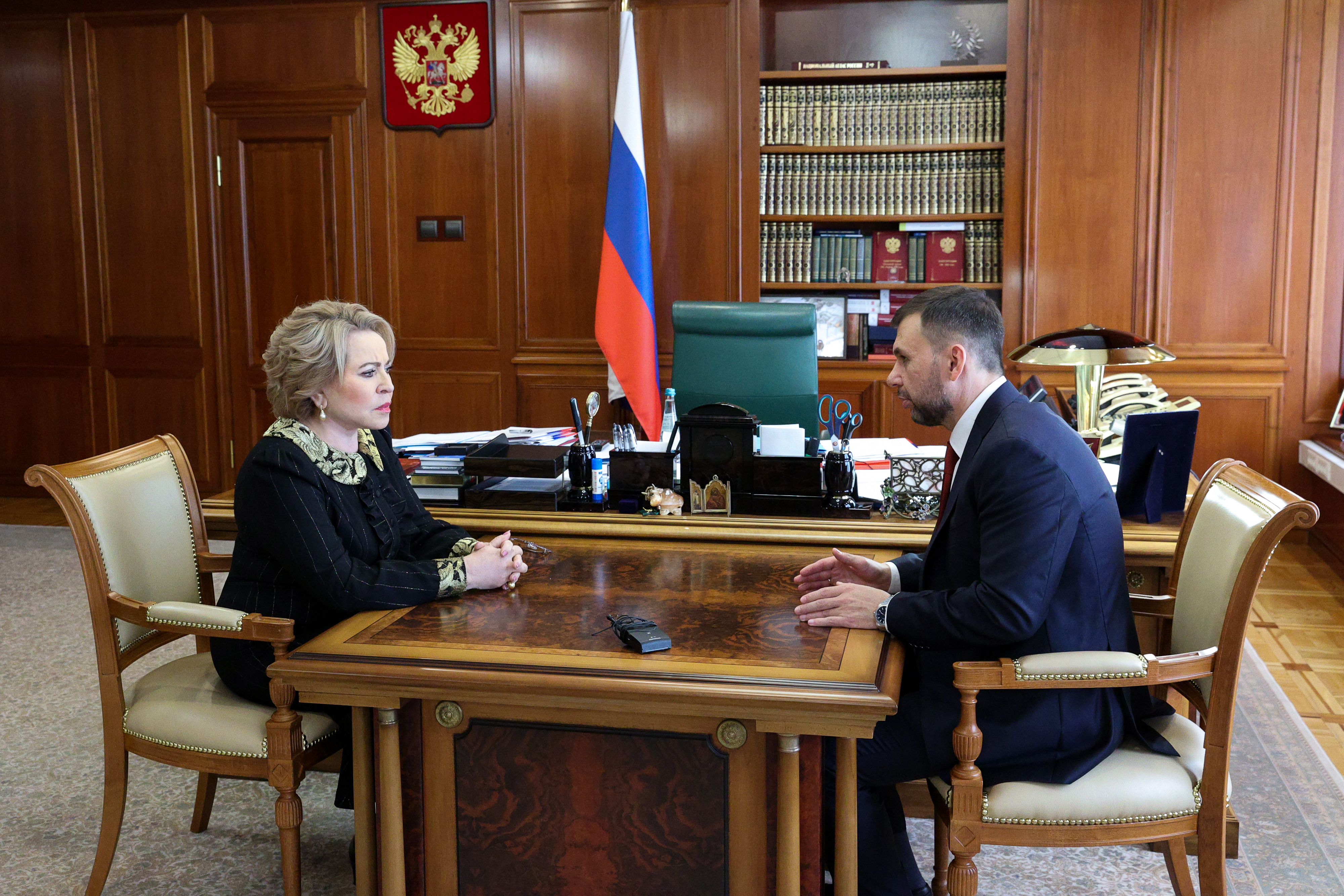 https://senatinform.ru/upload/sprint.editor/cb3/yilx7sqqeayg3n9rxma49flx9rehy0gm.jpg