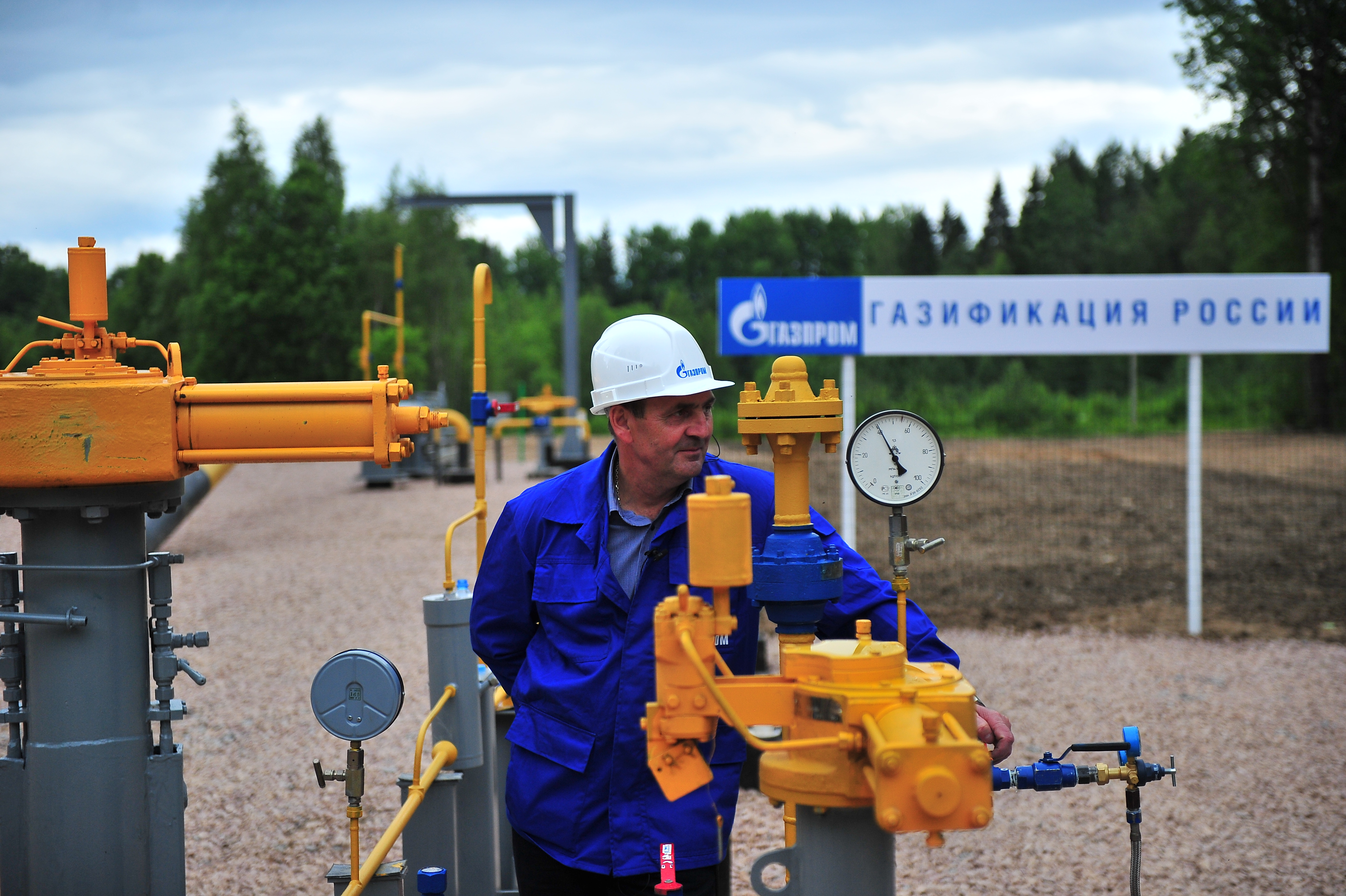 В СФ рассказали, где подать заявку на бесплатное доведение газа до участка